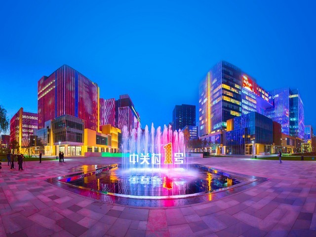 工业园区样板房设计装修工人